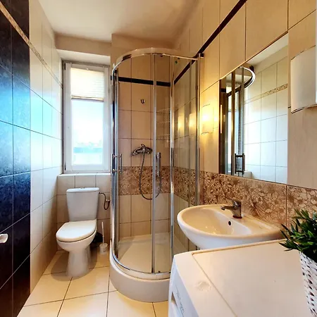 Iv & Parking * ソポト